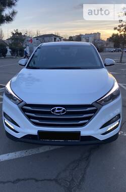 Позашляховик / Кросовер Hyundai Tucson 2017 в Одесі