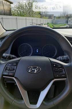 Позашляховик / Кросовер Hyundai Tucson 2017 в Дніпрі