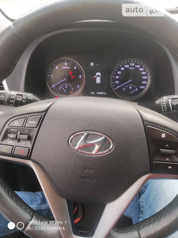 Внедорожник / Кроссовер Hyundai Tucson 2015 в Запорожье