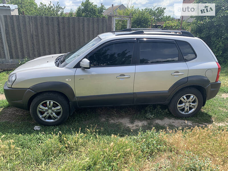 Позашляховик / Кросовер Hyundai Tucson 2007 в Солоному