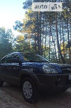 Внедорожник / Кроссовер Hyundai Tucson 2005 в Полтаве