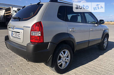 Внедорожник / Кроссовер Hyundai Tucson 2007 в 