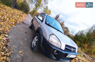Внедорожник / Кроссовер Hyundai Tucson 2005 в 