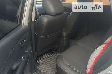 Внедорожник / Кроссовер Hyundai Tucson 2012 в 