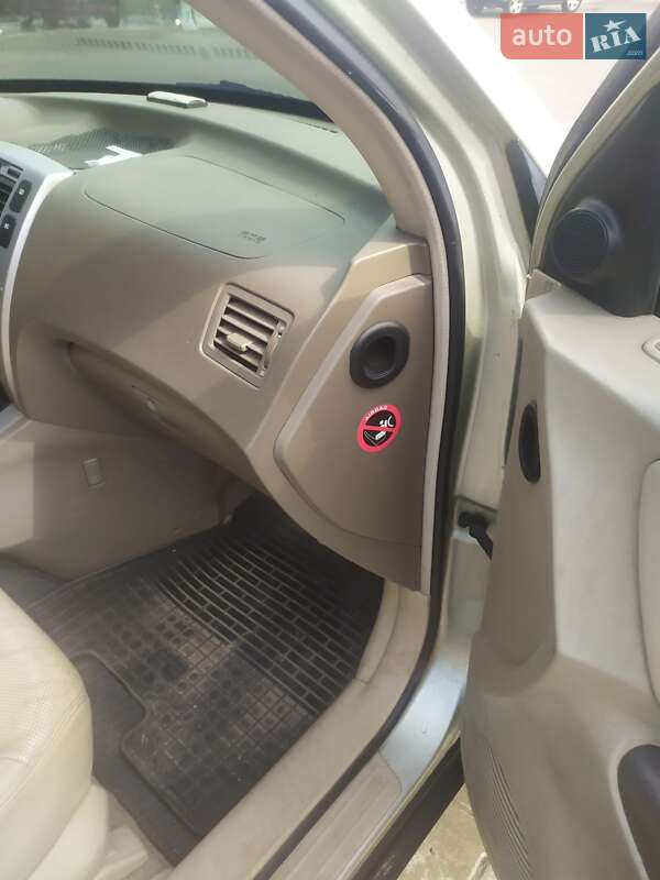 Позашляховик / Кросовер Hyundai Tucson 2006 в Києві