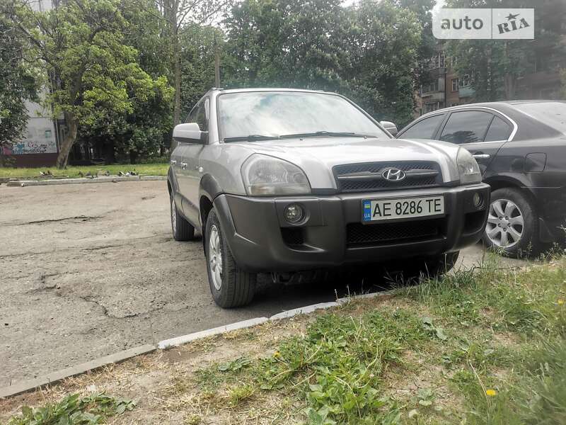 Позашляховик / Кросовер Hyundai Tucson 2006 в Запоріжжі