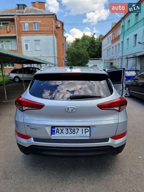 Позашляховик / Кросовер Hyundai Tucson 2017 в Харкові
