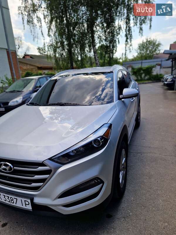 Позашляховик / Кросовер Hyundai Tucson 2017 в Харкові