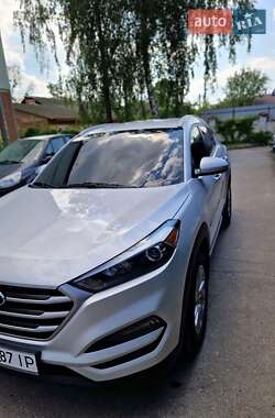 Внедорожник / Кроссовер Hyundai Tucson 2017 в 