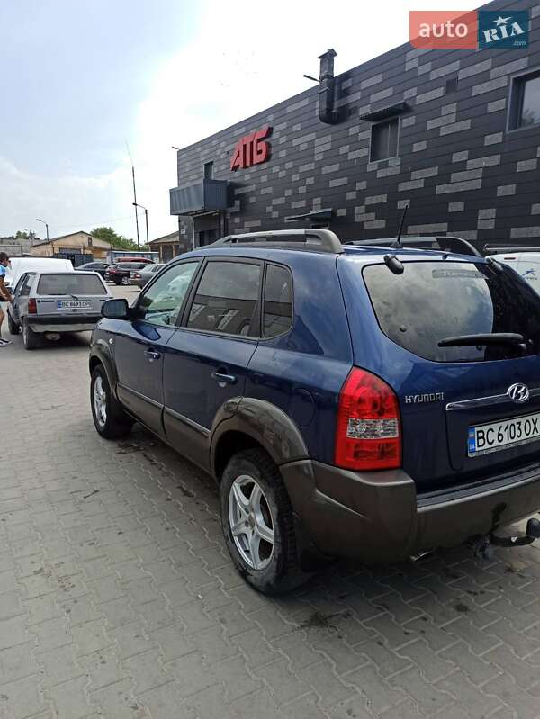 Позашляховик / Кросовер Hyundai Tucson 2005 в Старому Самборі