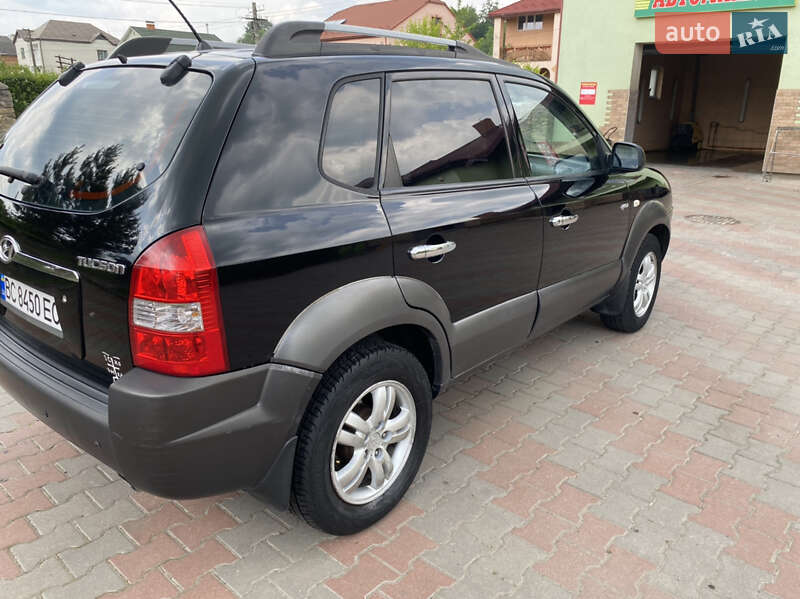 Позашляховик / Кросовер Hyundai Tucson 2006 в Самборі фото 3 Позашляховик / Кросовер Hyundai Tucson 2006 в Самборі