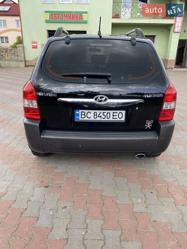 Позашляховик / Кросовер Hyundai Tucson 2006 в Самборі фото 9 Позашляховик / Кросовер Hyundai Tucson 2006 в Самборі