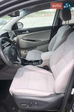 Внедорожник / Кроссовер Hyundai Tucson 2019 в 