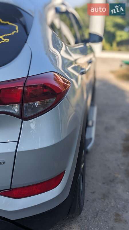 Позашляховик / Кросовер Hyundai Tucson 2017 в Чернігові