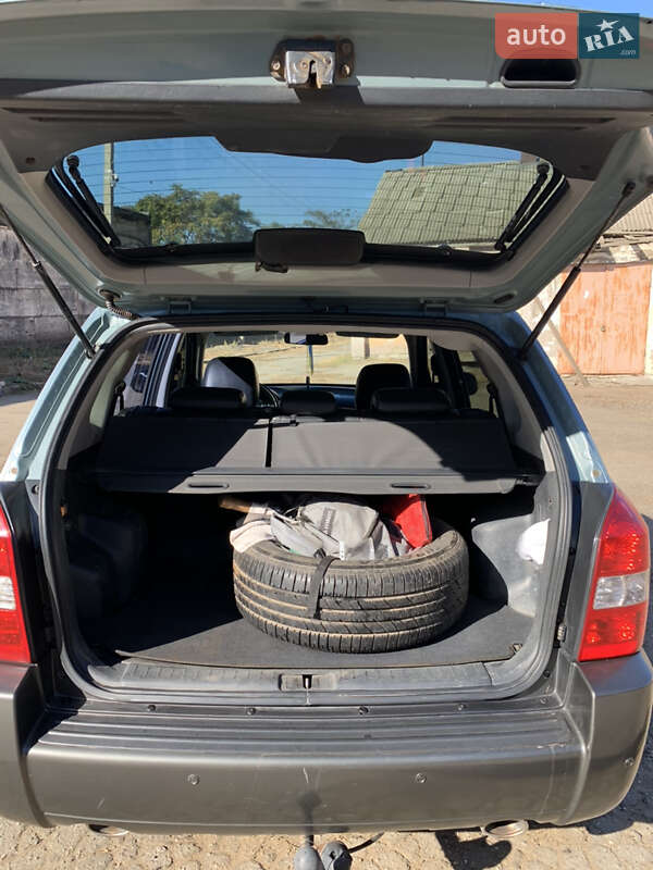 Внедорожник / Кроссовер Hyundai Tucson 2007 в Николаеве фото 8 Внедорожник / Кроссовер Hyundai Tucson 2007 в Николаеве