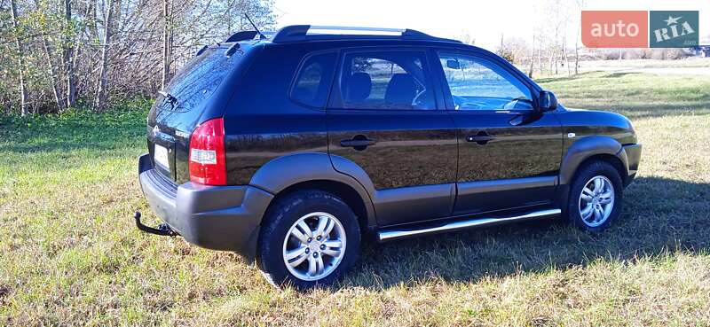 Позашляховик / Кросовер Hyundai Tucson 2007 в Білогір'ї