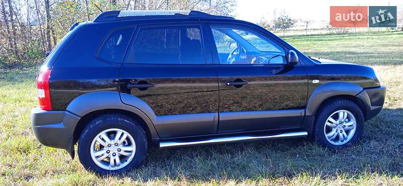 Позашляховик / Кросовер Hyundai Tucson 2007 в Білогір'ї
