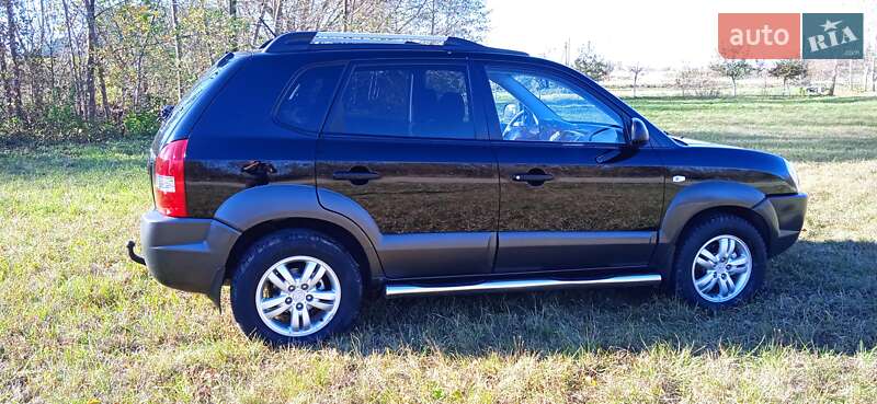 Позашляховик / Кросовер Hyundai Tucson 2007 в Білогір'ї