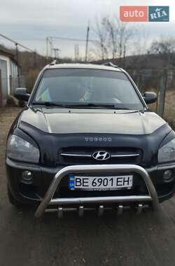 Внедорожник / Кроссовер Hyundai Tucson 2006 в 