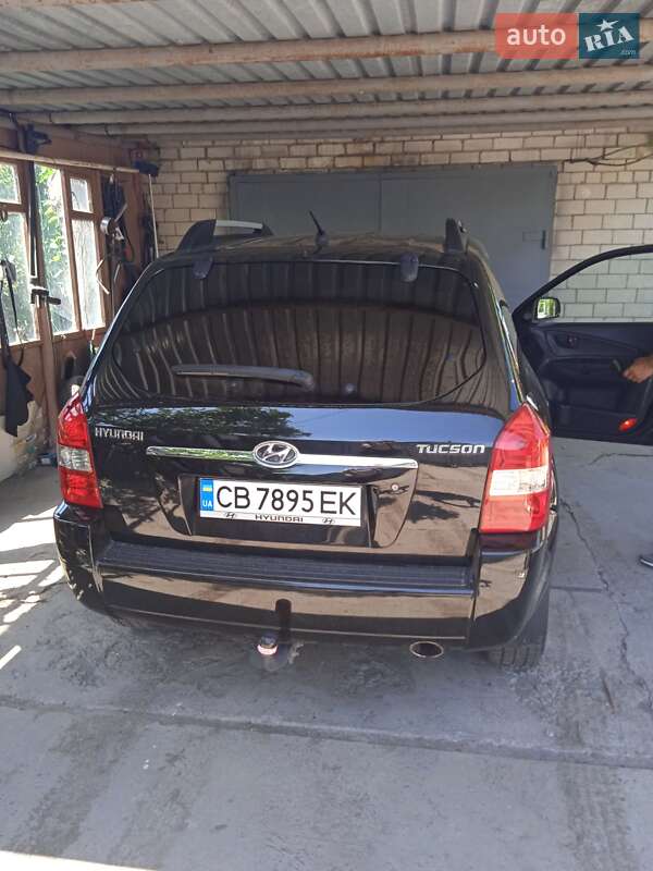 Позашляховик / Кросовер Hyundai Tucson 2005 в Прилуках