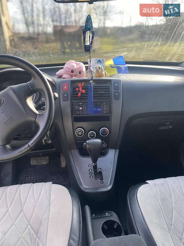 Позашляховик / Кросовер Hyundai Tucson 2006 в Тернополі