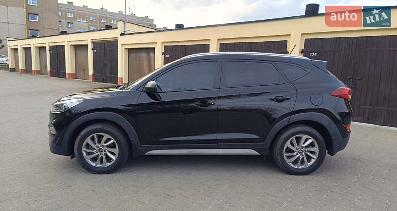Позашляховик / Кросовер Hyundai Tucson 2017 в Львові