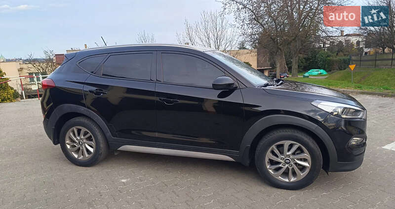 Позашляховик / Кросовер Hyundai Tucson 2017 в Львові