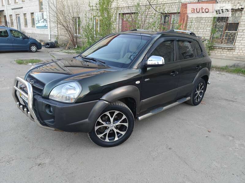 Позашляховик / Кросовер Hyundai Tucson 2006 в Києві