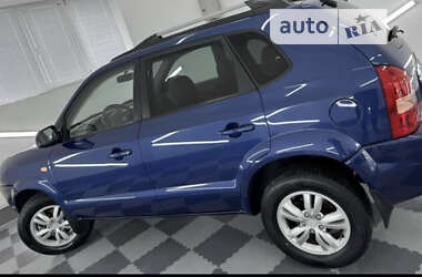 Внедорожник / Кроссовер Hyundai Tucson 2004 в Хусте