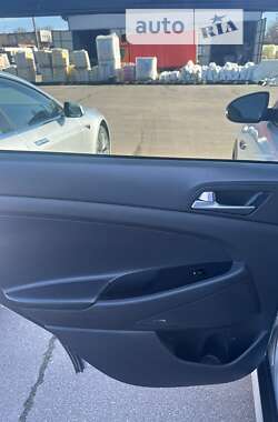 Позашляховик / Кросовер Hyundai Tucson 2017 в Хмельницькому