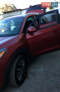 Внедорожник / Кроссовер Hyundai Tucson 2021 в Остроге