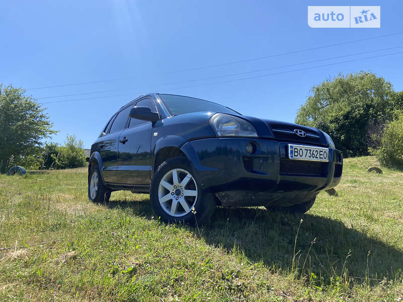 Позашляховик / Кросовер Hyundai Tucson 2004 в Борщеві