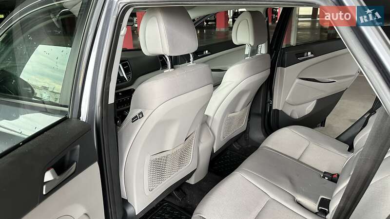 Внедорожник / Кроссовер Hyundai Tucson 2018 в Львове фото 11 Внедорожник / Кроссовер Hyundai Tucson 2018 в Львове