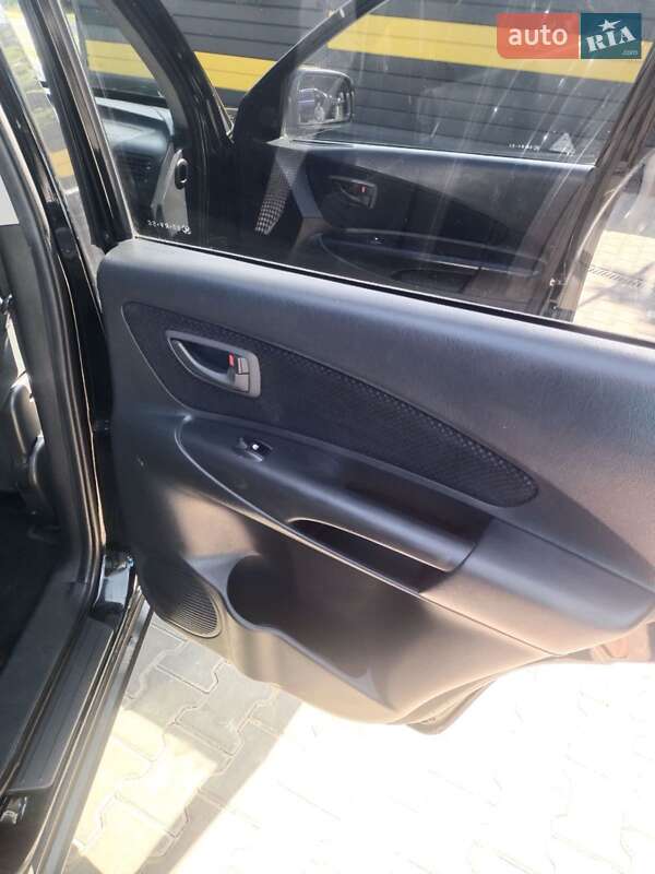 Позашляховик / Кросовер Hyundai Tucson 2005 в Жмеринці