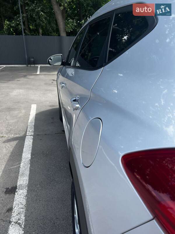 Позашляховик / Кросовер Hyundai Tucson 2017 в Києві