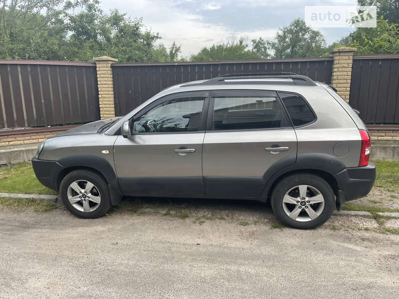 Позашляховик / Кросовер Hyundai Tucson 2012 в Чернігові