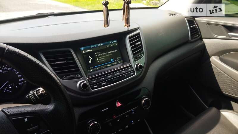 Внедорожник / Кроссовер Hyundai Tucson 2016 в Староконстантинове фото 46 Внедорожник / Кроссовер Hyundai Tucson 2016 в Староконстантинове