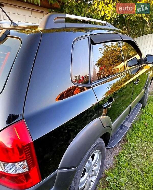 Позашляховик / Кросовер Hyundai Tucson 2006 в Шишаках