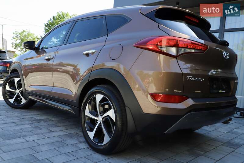 Позашляховик / Кросовер Hyundai Tucson 2016 в Дрогобичі