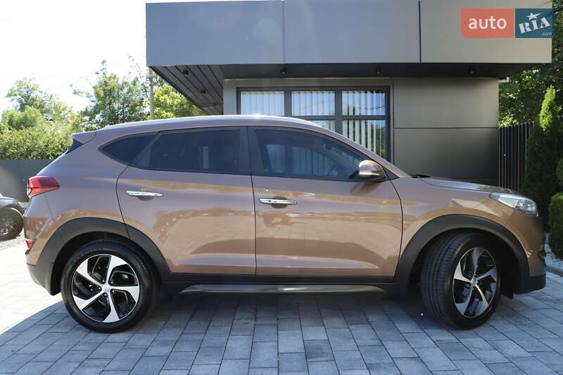 Позашляховик / Кросовер Hyundai Tucson 2016 в Дрогобичі