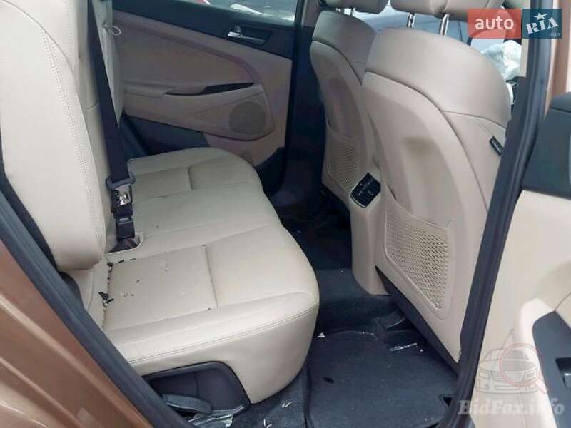 Позашляховик / Кросовер Hyundai Tucson 2016 в Дрогобичі