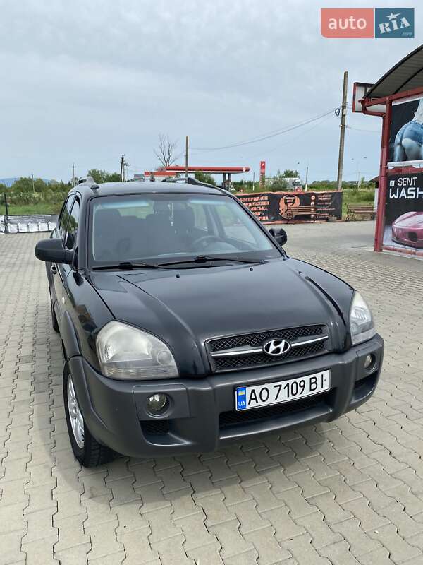 Позашляховик / Кросовер Hyundai Tucson 2008 в Виноградові