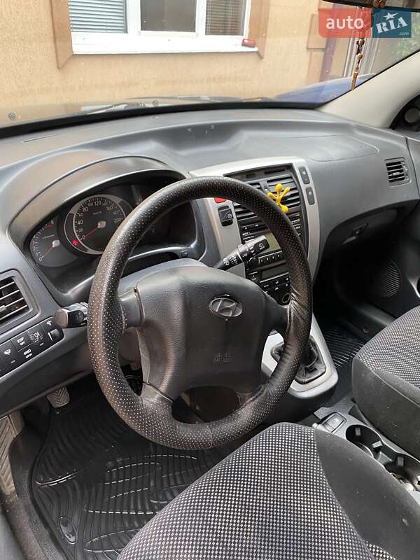 Позашляховик / Кросовер Hyundai Tucson 2008 в Виноградові