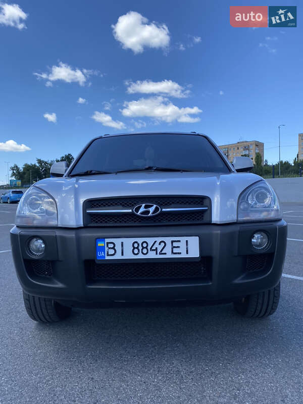 Внедорожник / Кроссовер Hyundai Tucson 2007 в Полтаве