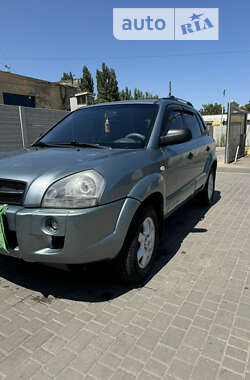 Позашляховик / Кросовер Hyundai Tucson 2005 в Одесі