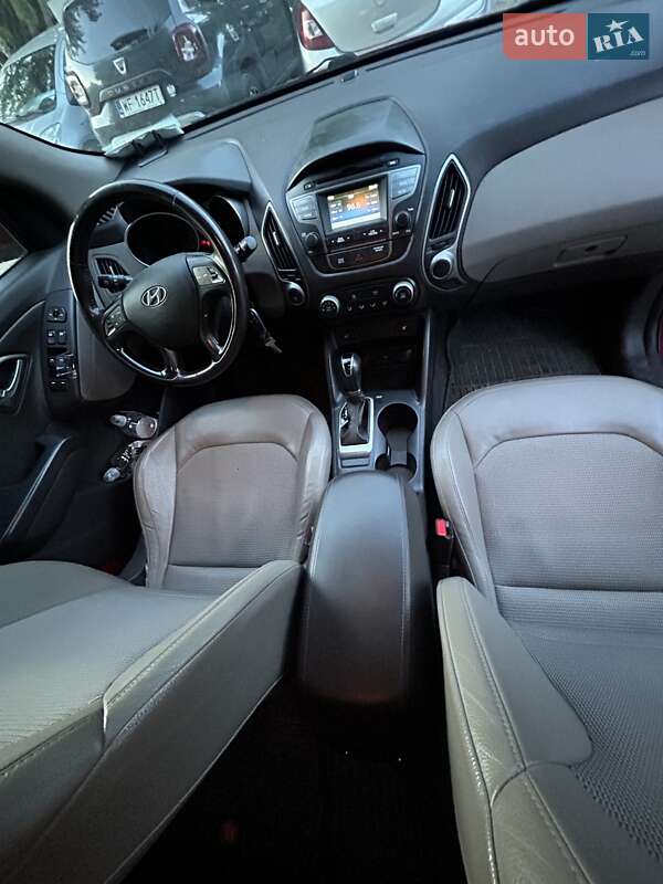 Позашляховик / Кросовер Hyundai Tucson 2014 в Києві