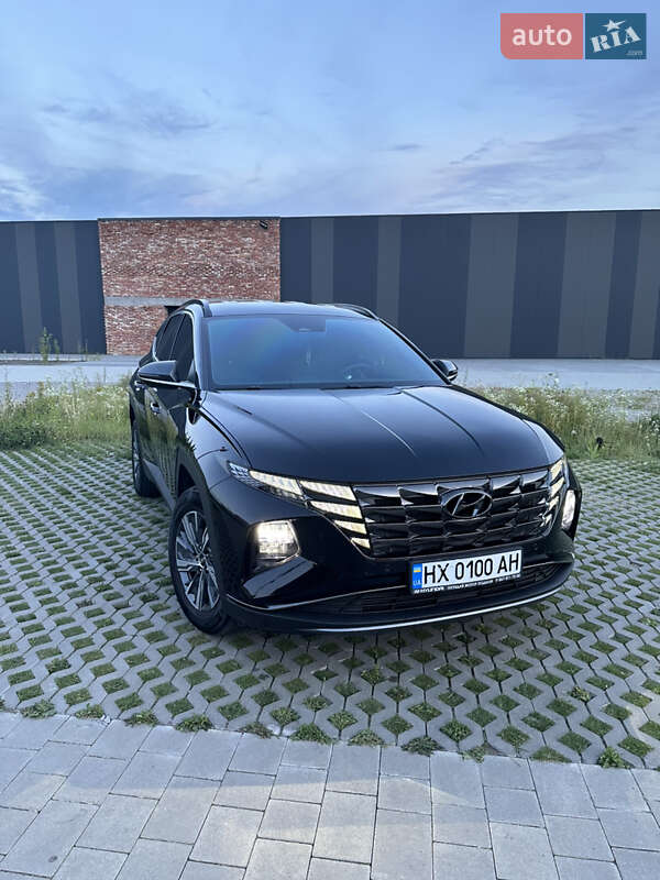 Внедорожник / Кроссовер Hyundai Tucson 2021 в 