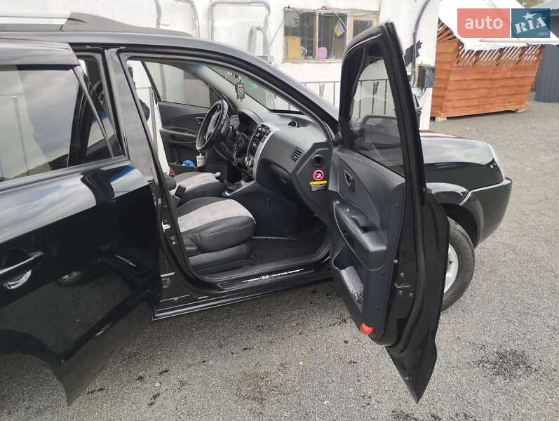 Внедорожник / Кроссовер Hyundai Tucson 2007 в Житомире