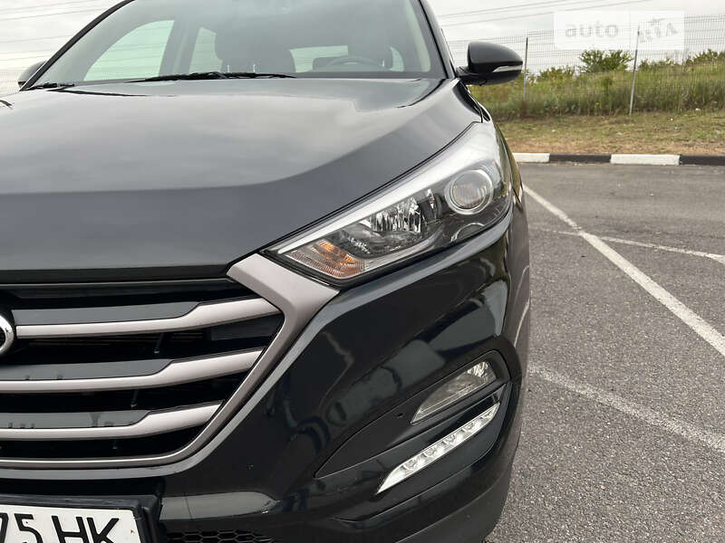 Внедорожник / Кроссовер Hyundai Tucson 2017 в Ровно