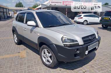 Внедорожник / Кроссовер Hyundai Tucson 2006 в 